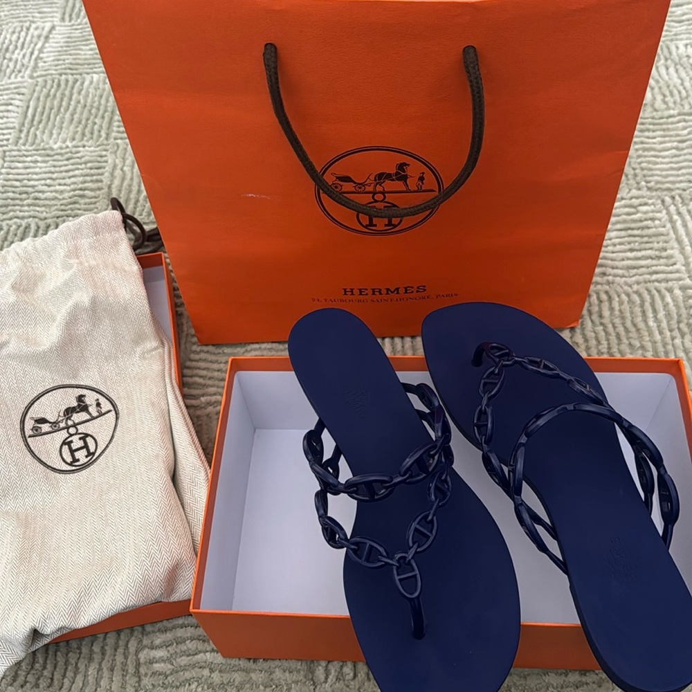 Hermès Island sandal